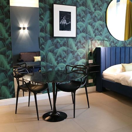 Seven Suites Apartments - Via Matteotti 178 San Remo Zewnętrze zdjęcie