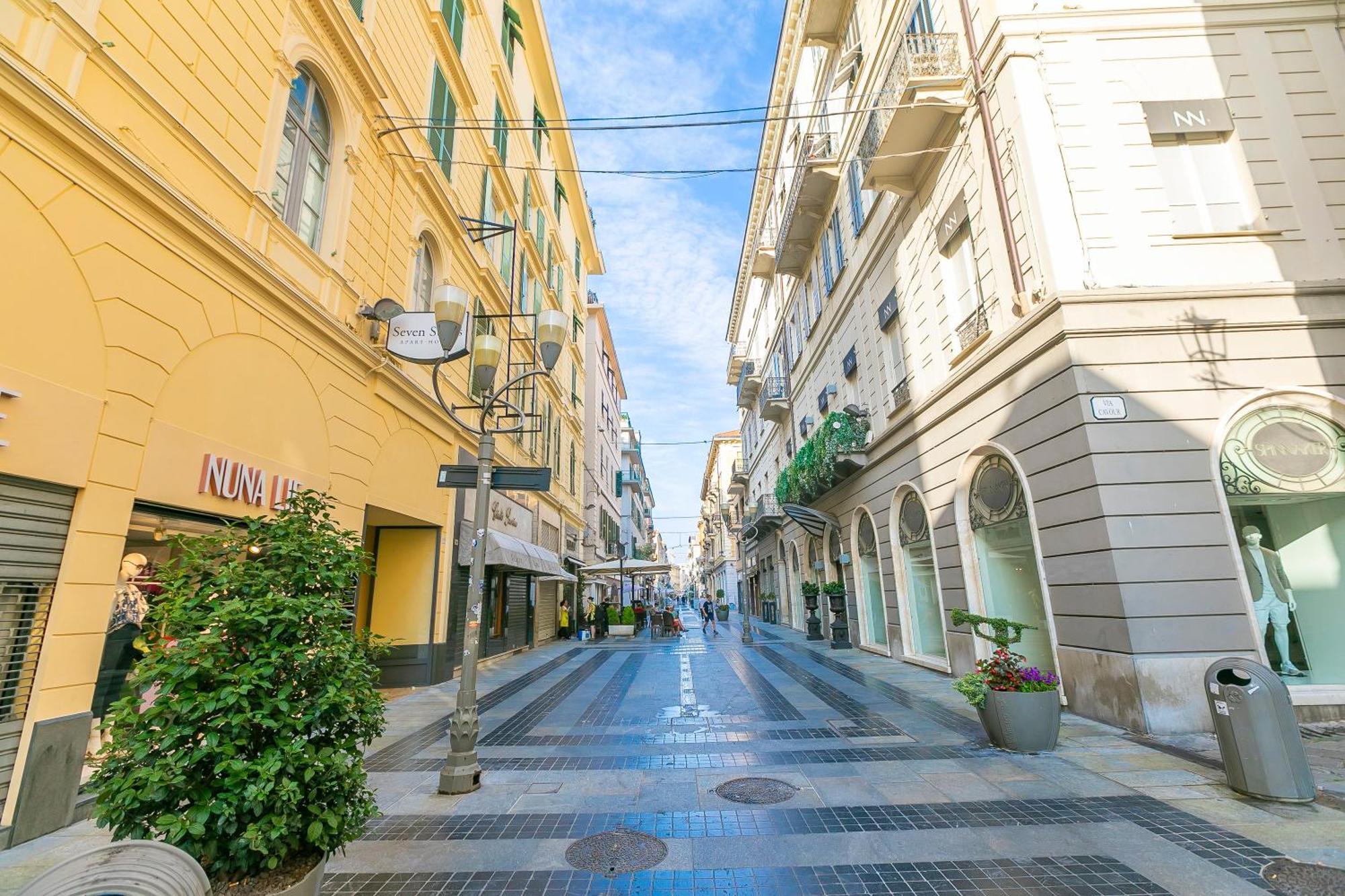 Seven Suites Apartments - Via Matteotti 178 San Remo Zewnętrze zdjęcie