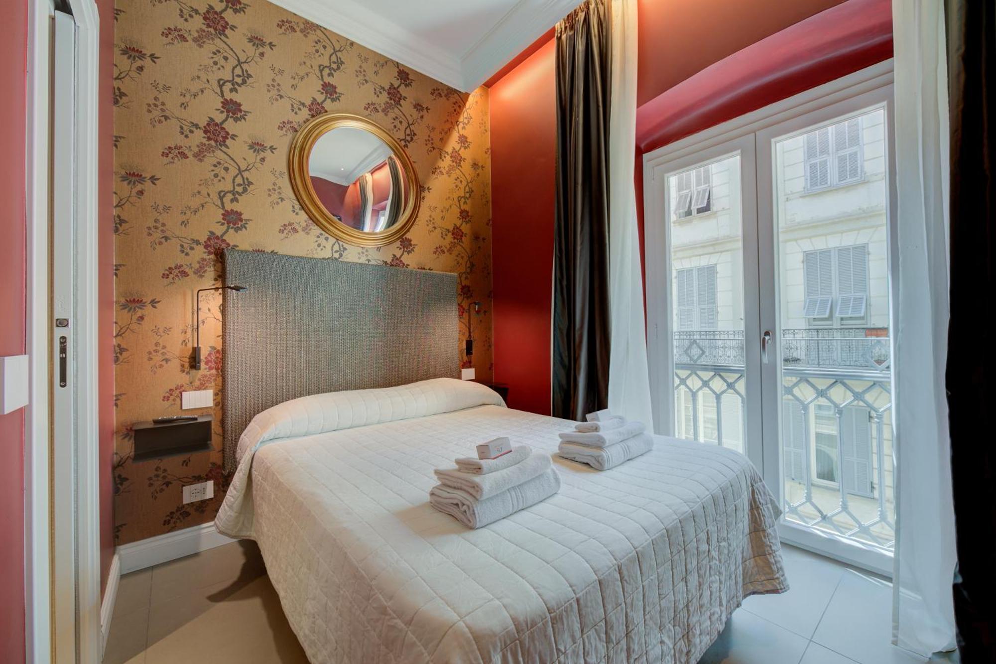 Seven Suites Apartments - Via Matteotti 178 San Remo Zewnętrze zdjęcie