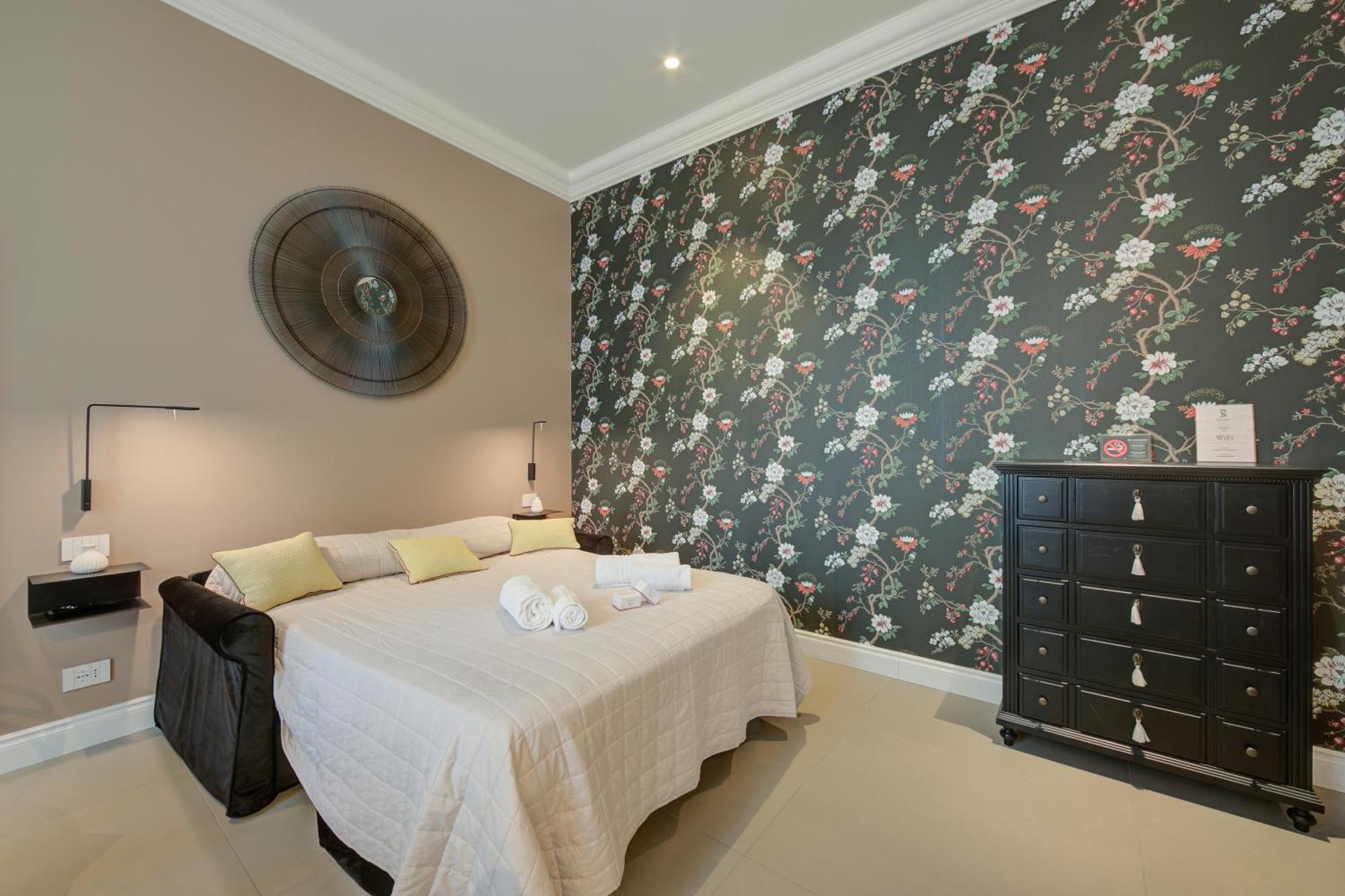 Seven Suites Apartments - Via Matteotti 178 San Remo Zewnętrze zdjęcie