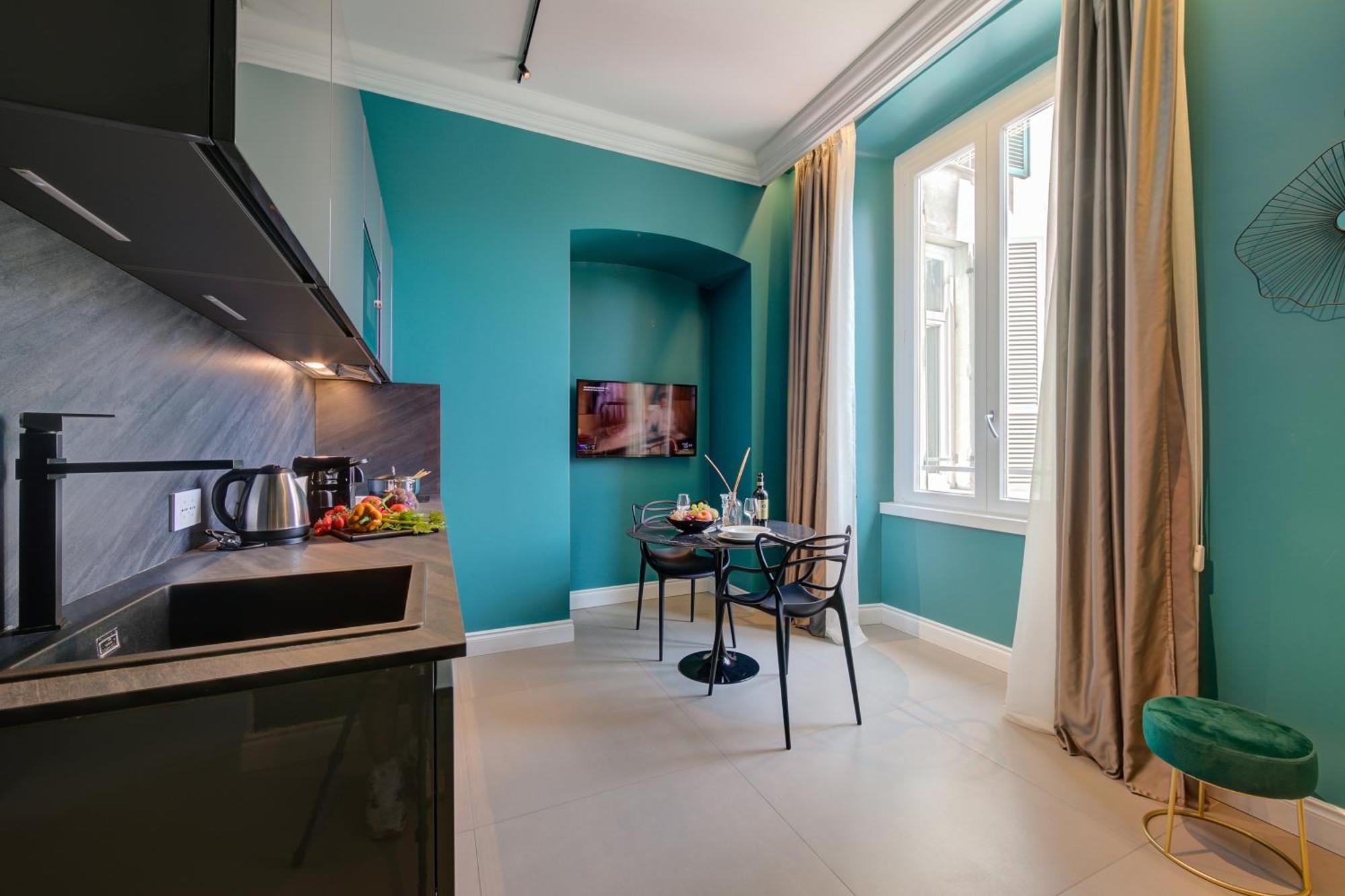 Seven Suites Apartments - Via Matteotti 178 San Remo Zewnętrze zdjęcie